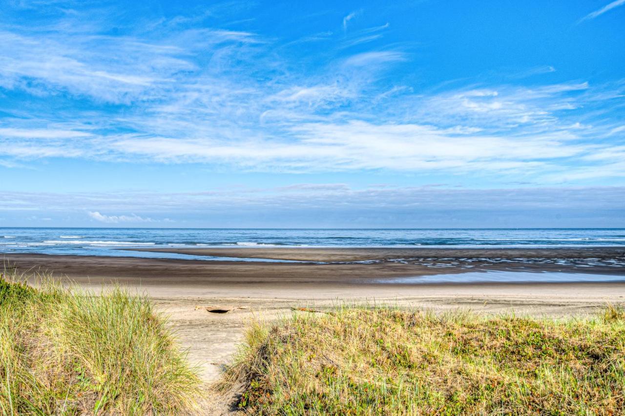 Elbow'S Inn Rockaway Beach Eksteriør billede